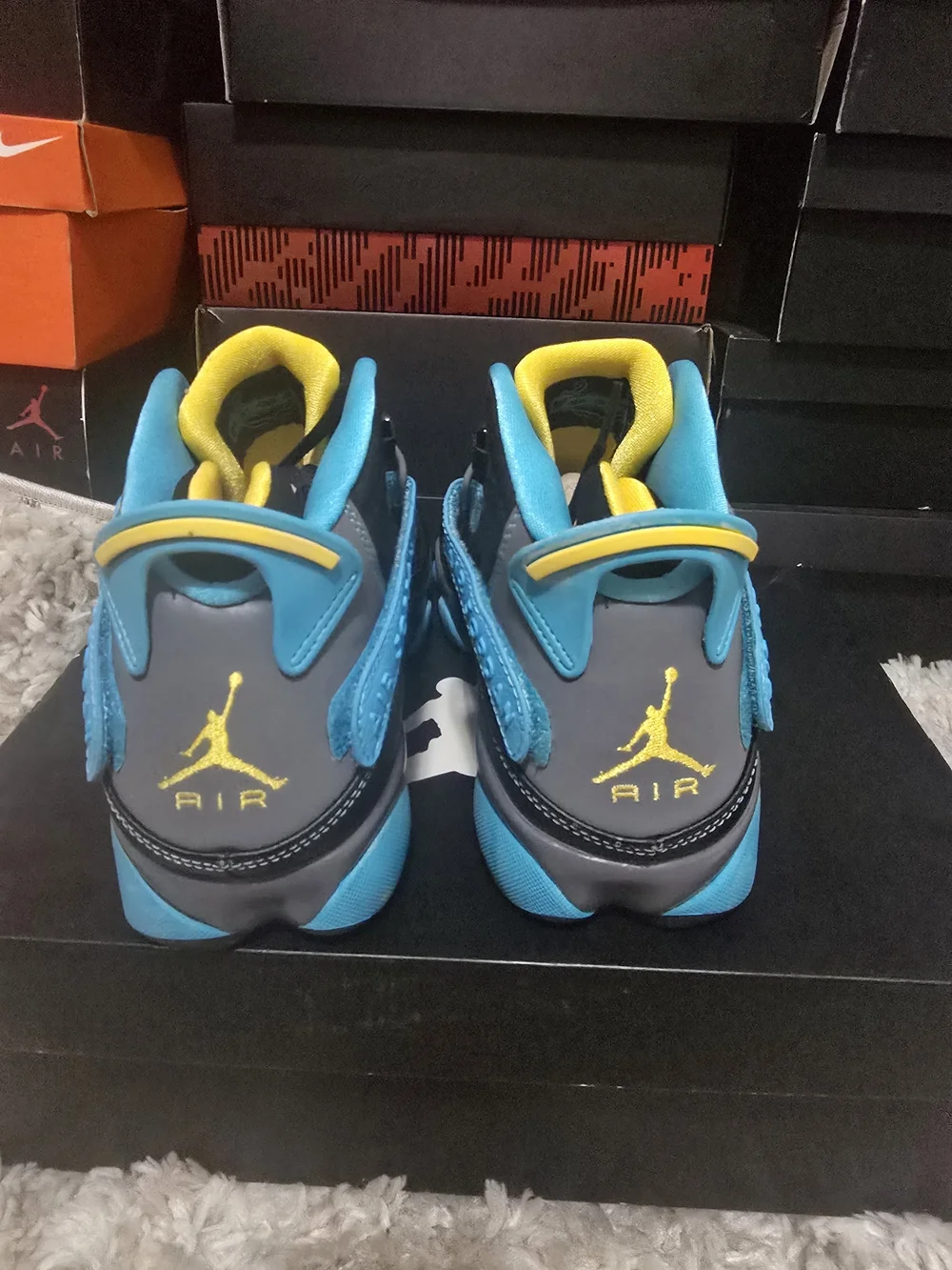 Air Jordan 6 ring Men's Shoe's Black and Turquoise Basketball Shoes Size 10